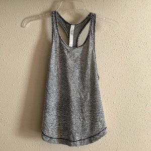 New lululemon Long Distance Tank size 4 racer back style